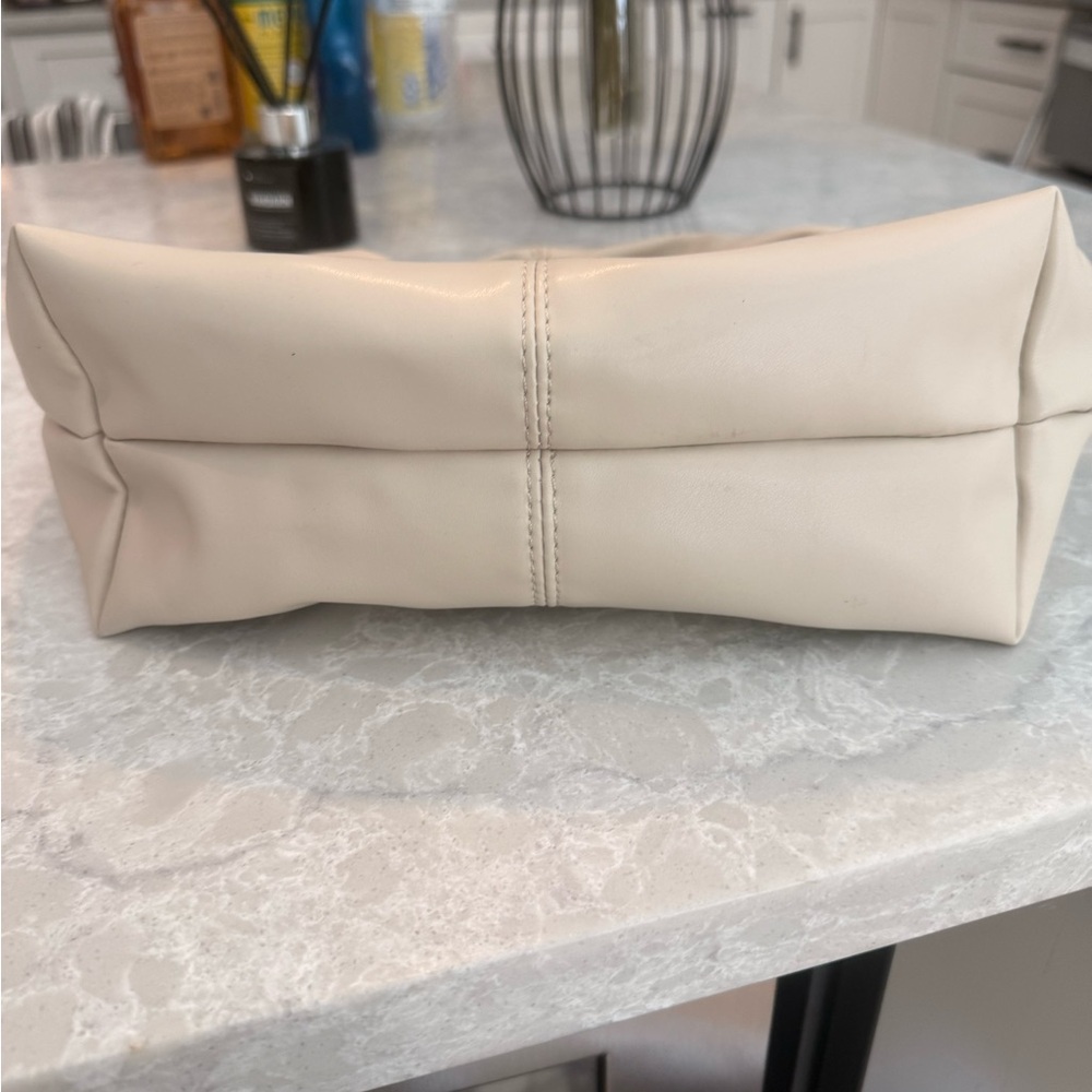Vegan leather, mini shoulder bag - Picture 4 of 6